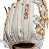 11.75 Inch Wilson A1000 Women's Infield Fastpitch Softball Glove WBW1001781175 2 11.75 Inch Wilson A1000 Women's Infield Fastpitch Softball Glove WBW1001781175 -baseball Sales 11 75 inch wilson a1000 women s infield fastpitch softball glove wbw1001781175 9